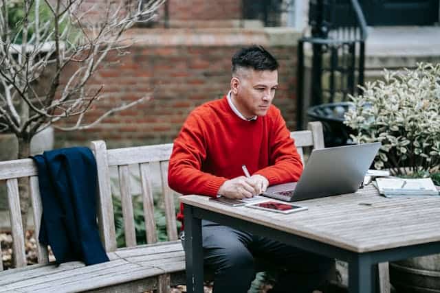 Je bekijkt nu 4 geweldige niches voor het schrijven van affiliate reviews