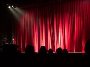 Lees meer over het artikel Een Nieuwe Dimensie in Theaterbeleving