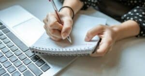 Lees meer over het artikel Motivatiebrief Zorg: Hoe Schrijf Je een Overtuigende Sollicitatiebrief?