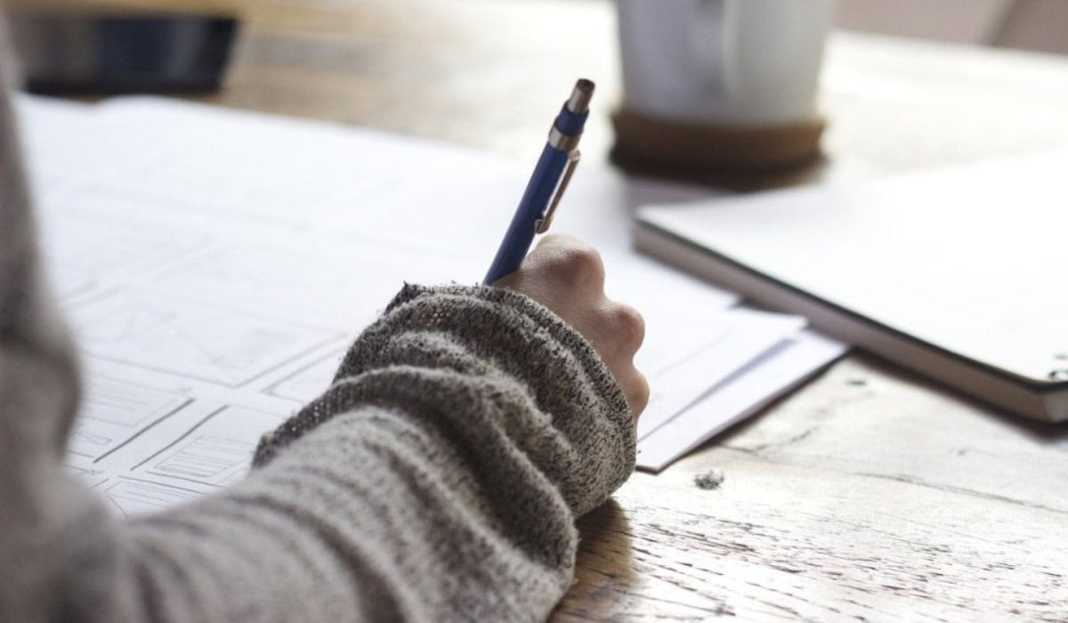 Je bekijkt nu Nette ontslagbrief schrijven: voorbeelden en tips voor een zakelijke afwikkeling